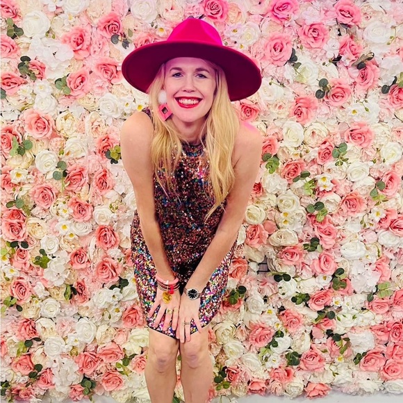 Meet Misty 🤩Posh Ambassador 🤩 - Picture 13 of 13